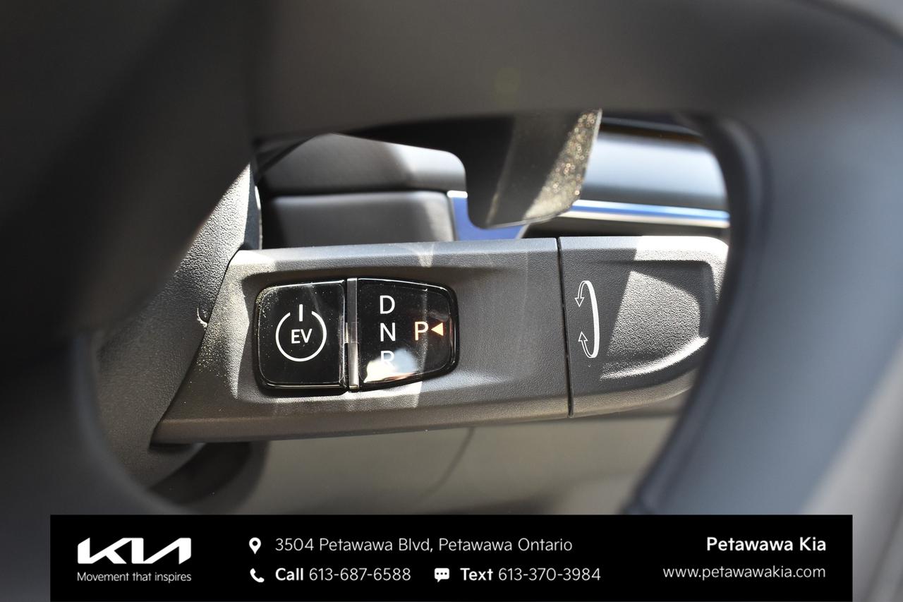 2026 Kia EV9 Land w/GT-Line 4dr All-Wheel Drive Photo