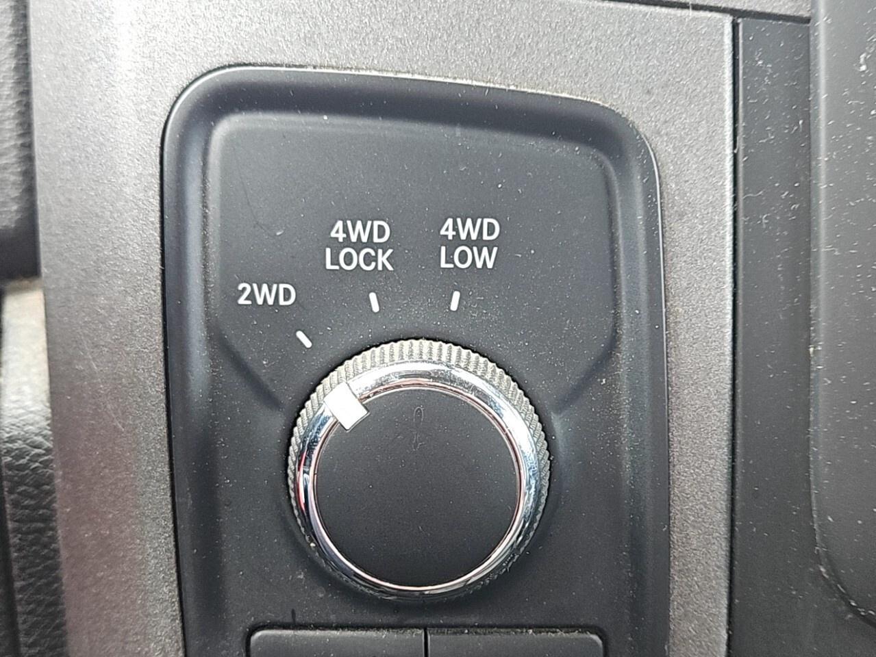 2015 RAM 1500 ST   SXT   TOW PKG   4WD Photo