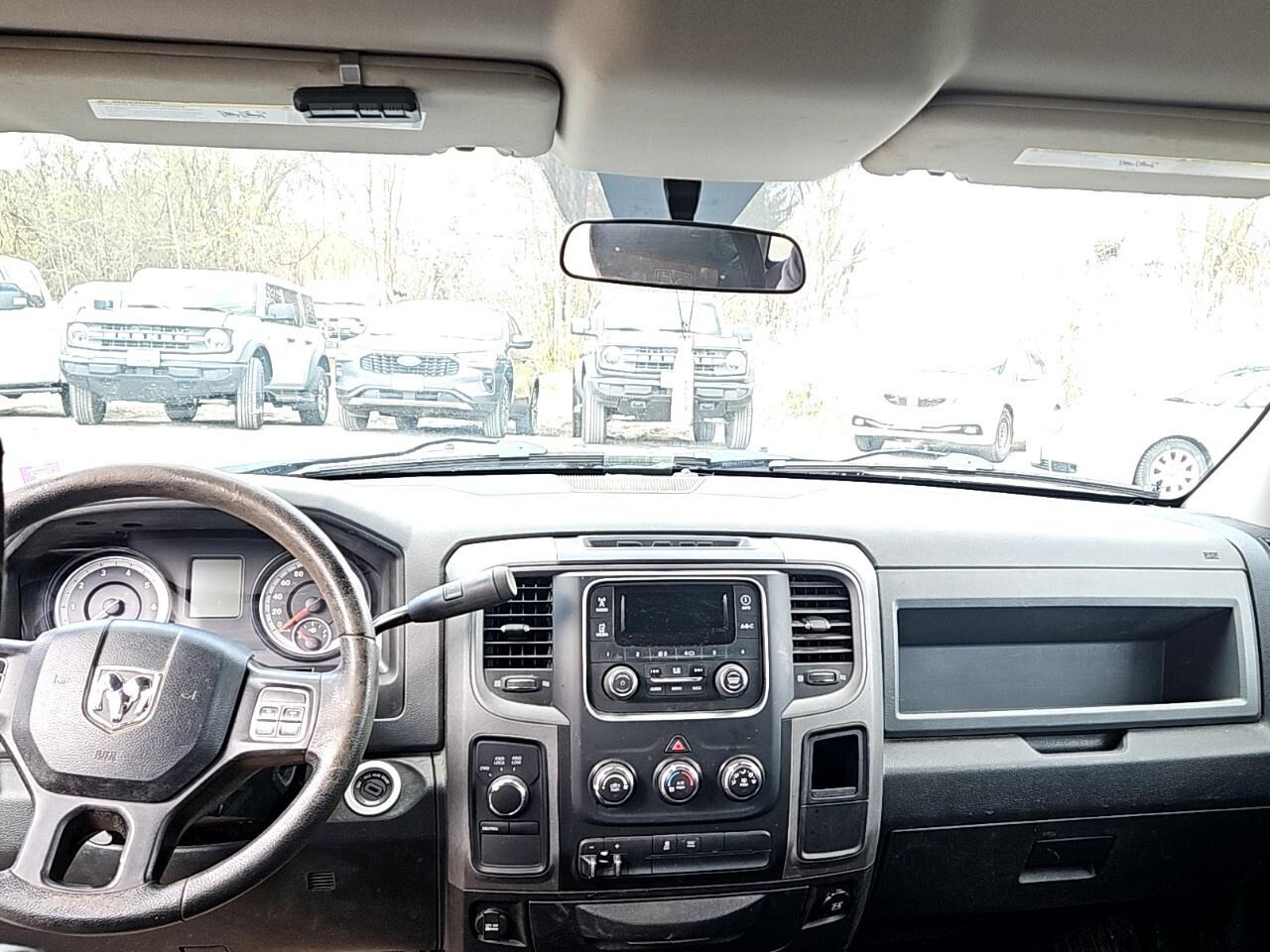 2015 RAM 1500 ST   SXT   TOW PKG   4WD Photo