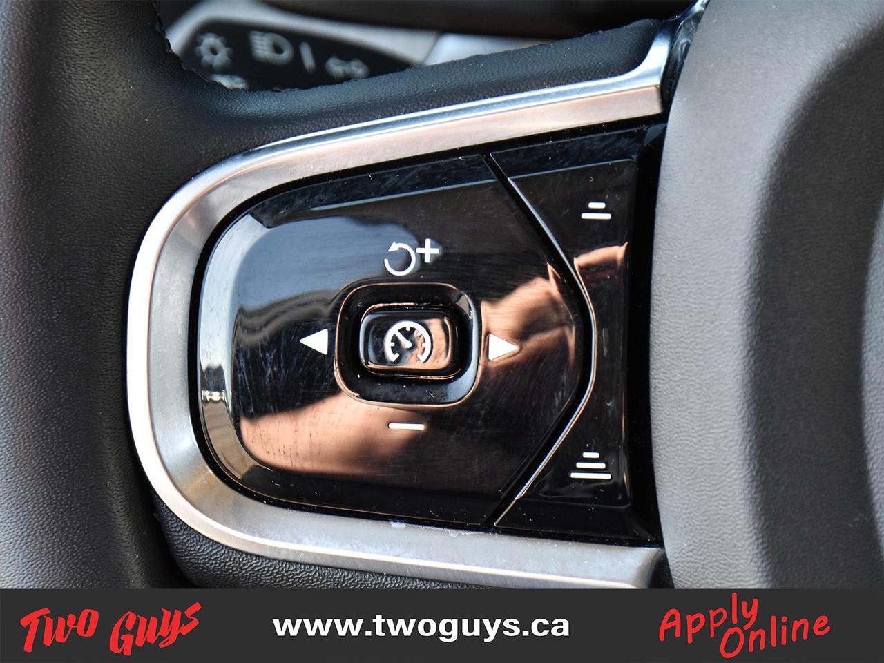 2023 Volvo V60 Cross Country Ultimate   Leather   Pano   Nav Photo