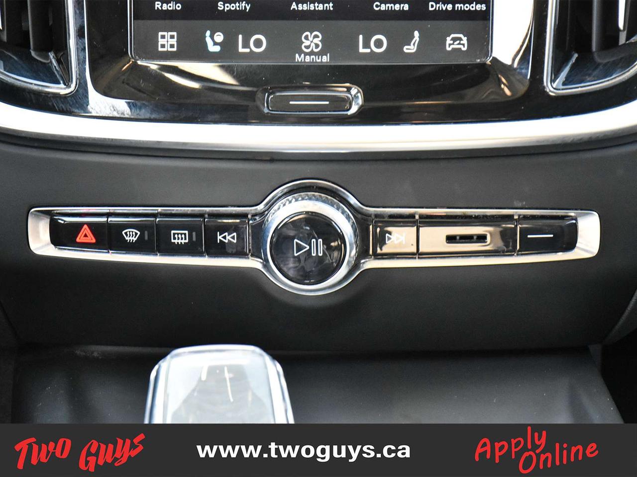 2023 Volvo V60 Cross Country Ultimate   Leather   Pano   Nav Photo