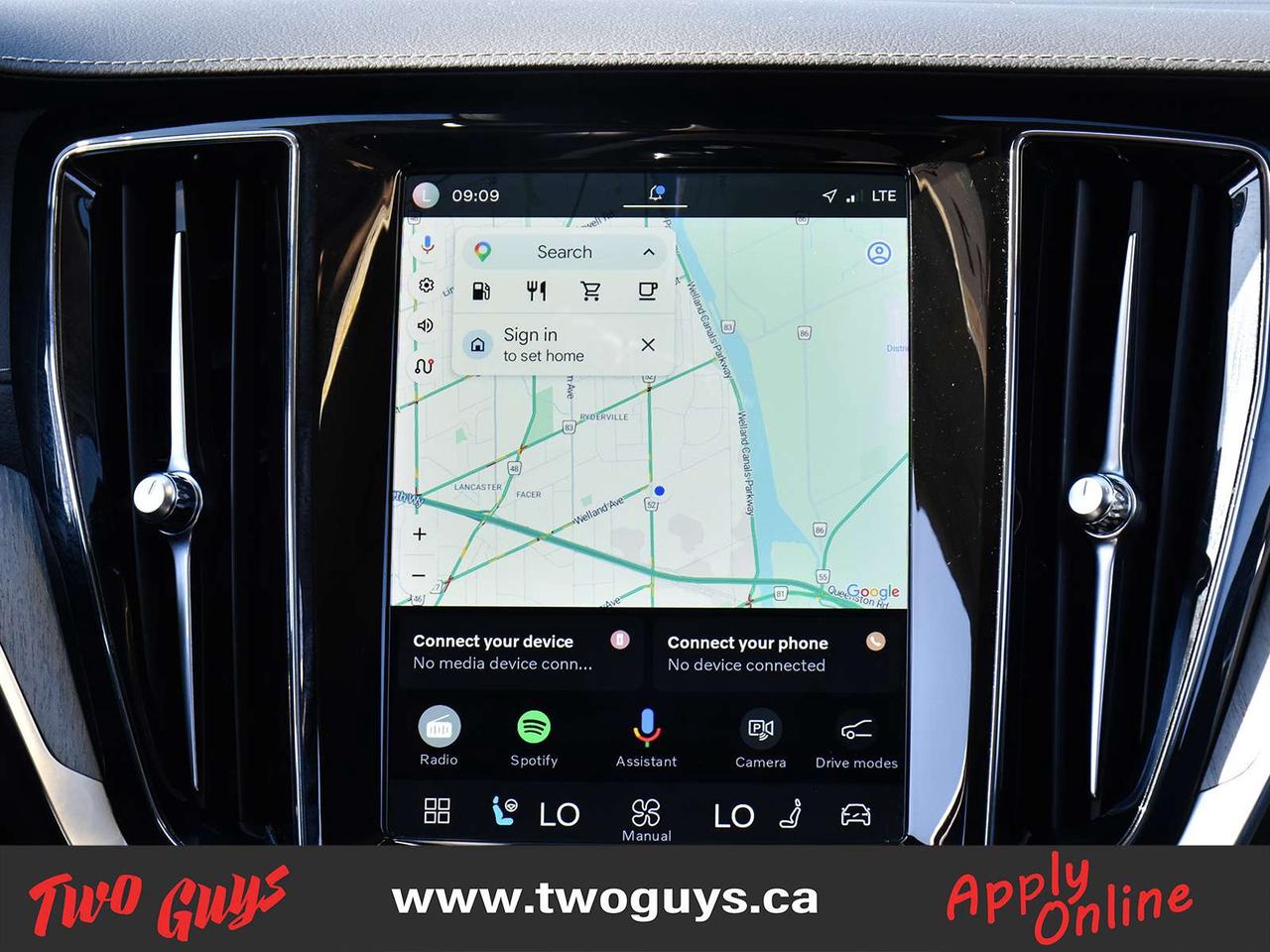 2023 Volvo V60 Cross Country Ultimate   Leather   Pano   Nav Photo