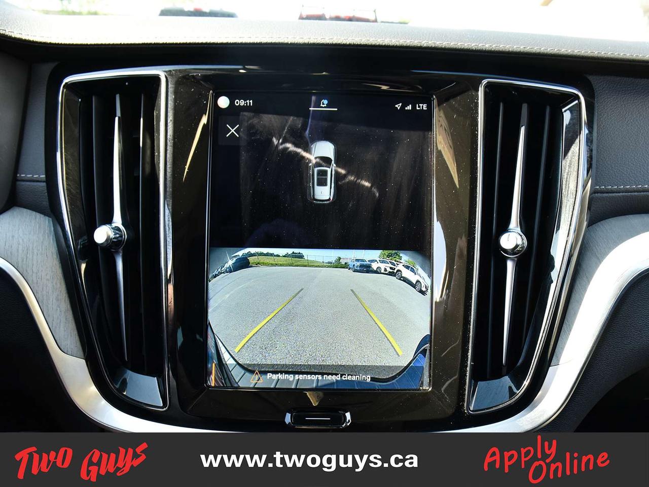 2023 Volvo V60 Cross Country Ultimate   Leather   Pano   Nav Photo