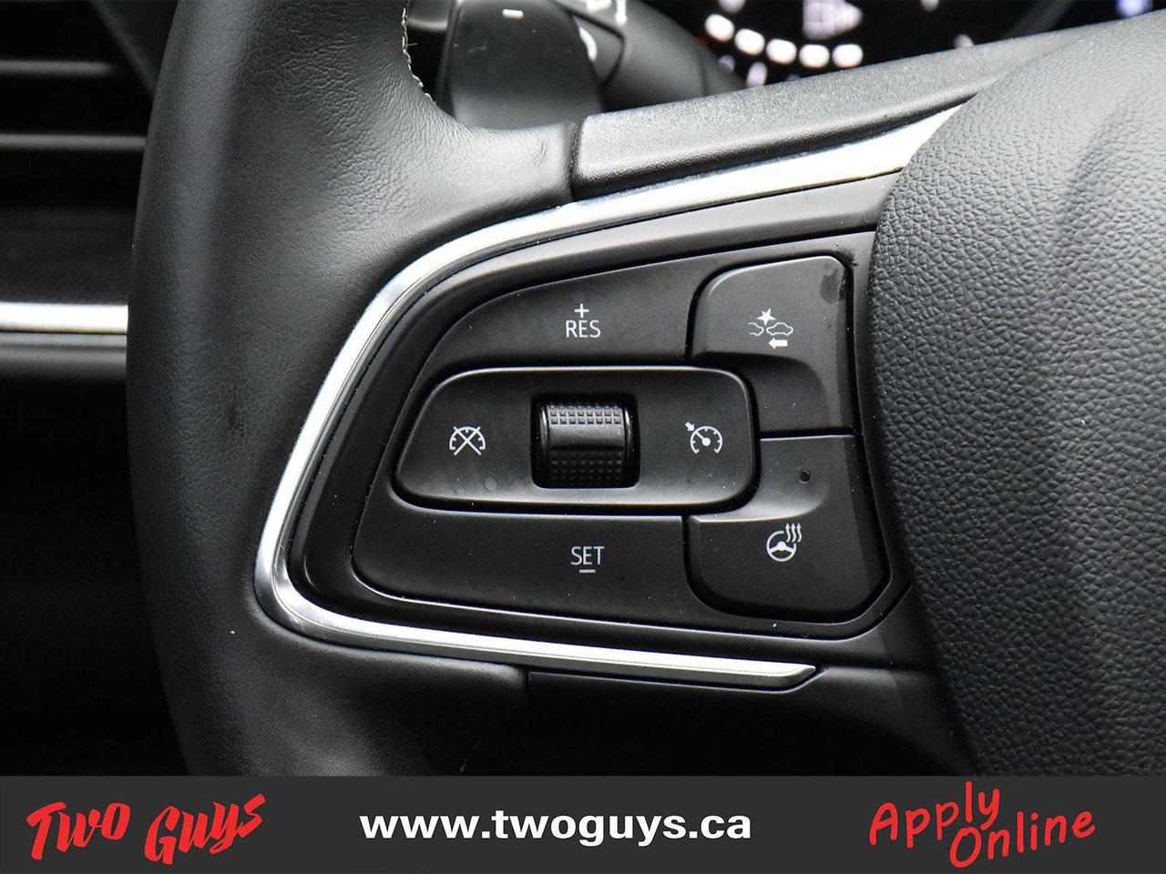 2023 Buick Envision Essence   ST Pkg   Leather   Panoroof   LOW KMS Photo
