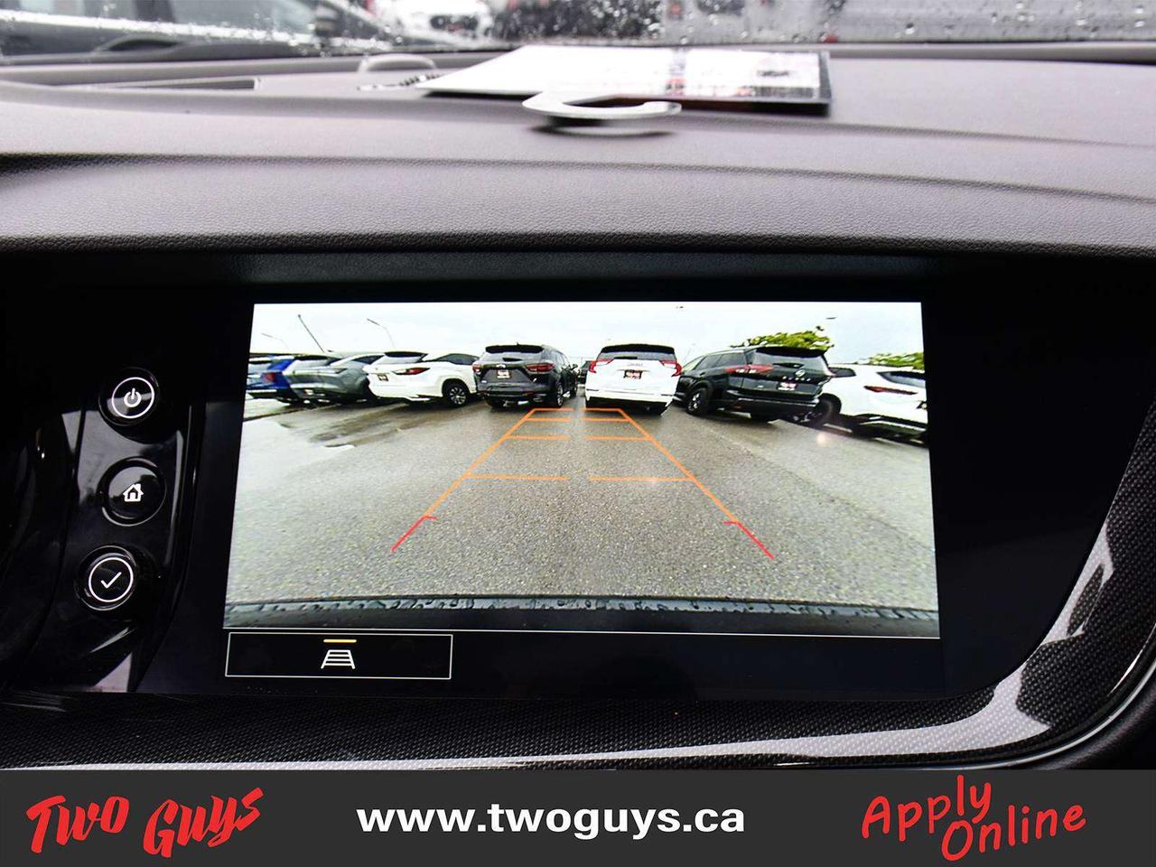 2023 Buick Envision Essence   ST Pkg   Leather   Panoroof   LOW KMS Photo