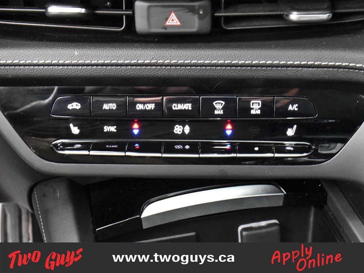 2023 Buick Envision Essence   ST Pkg   Leather   Panoroof   LOW KMS Photo