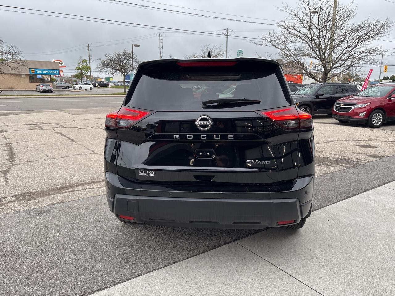 2024 Nissan Rogue AWD SV Moonroof Remote Start Back Up Camera Photo