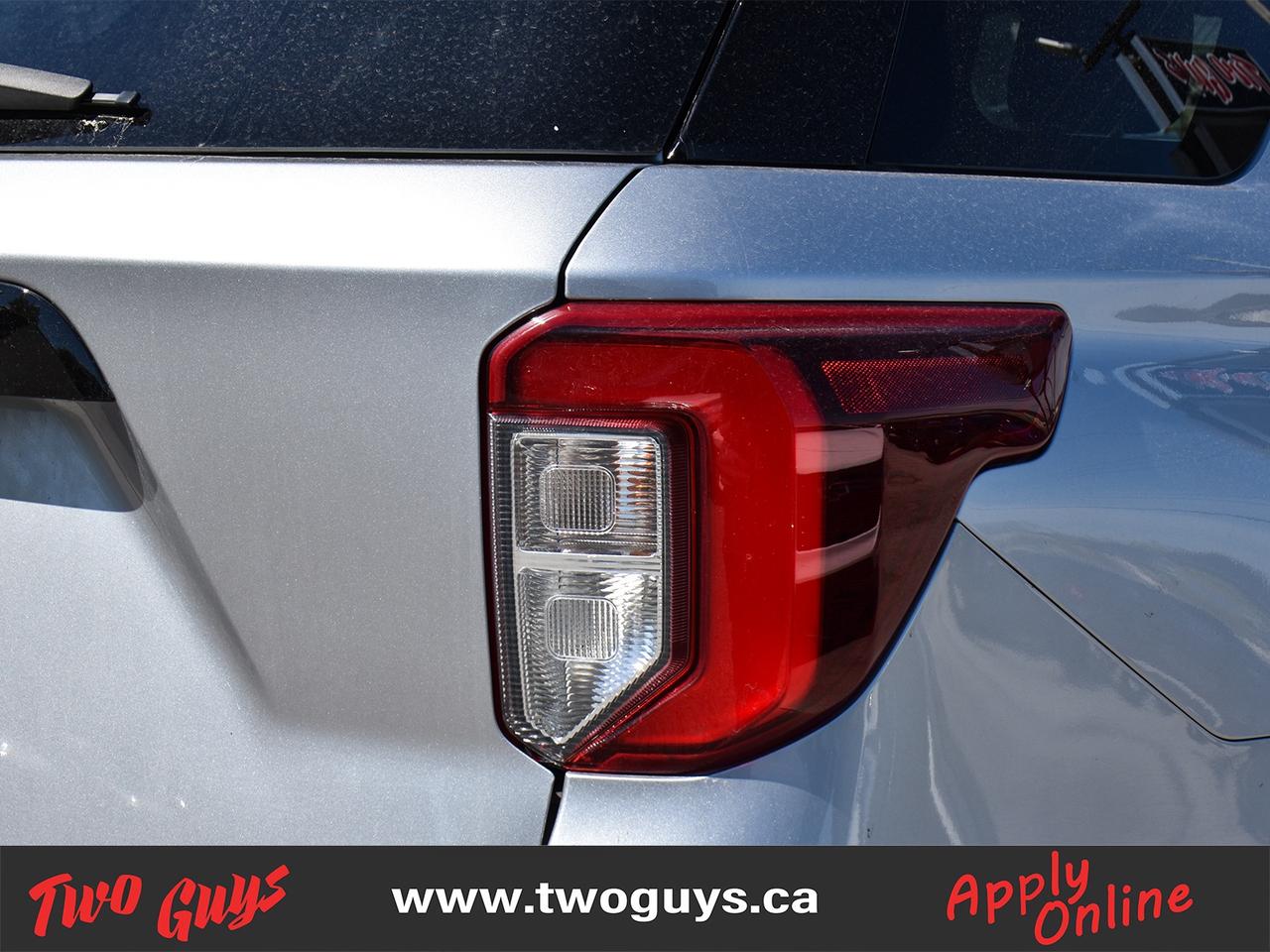 2022 Ford Explorer ST-Line 4WD Panoroof Nav Back Up Camera Photo