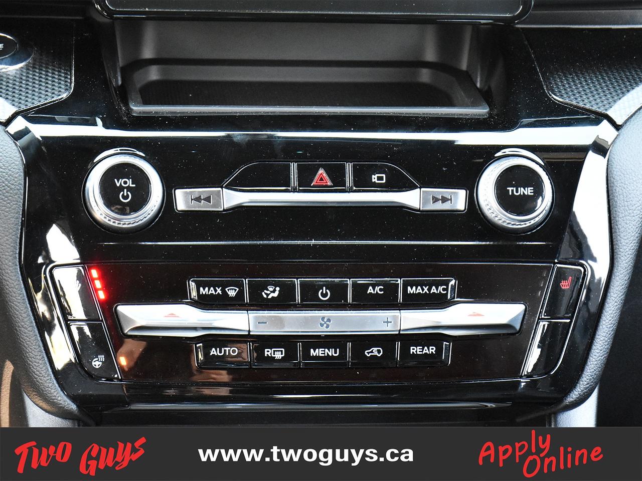 2022 Ford Explorer ST-Line 4WD Panoroof Nav Back Up Camera Photo