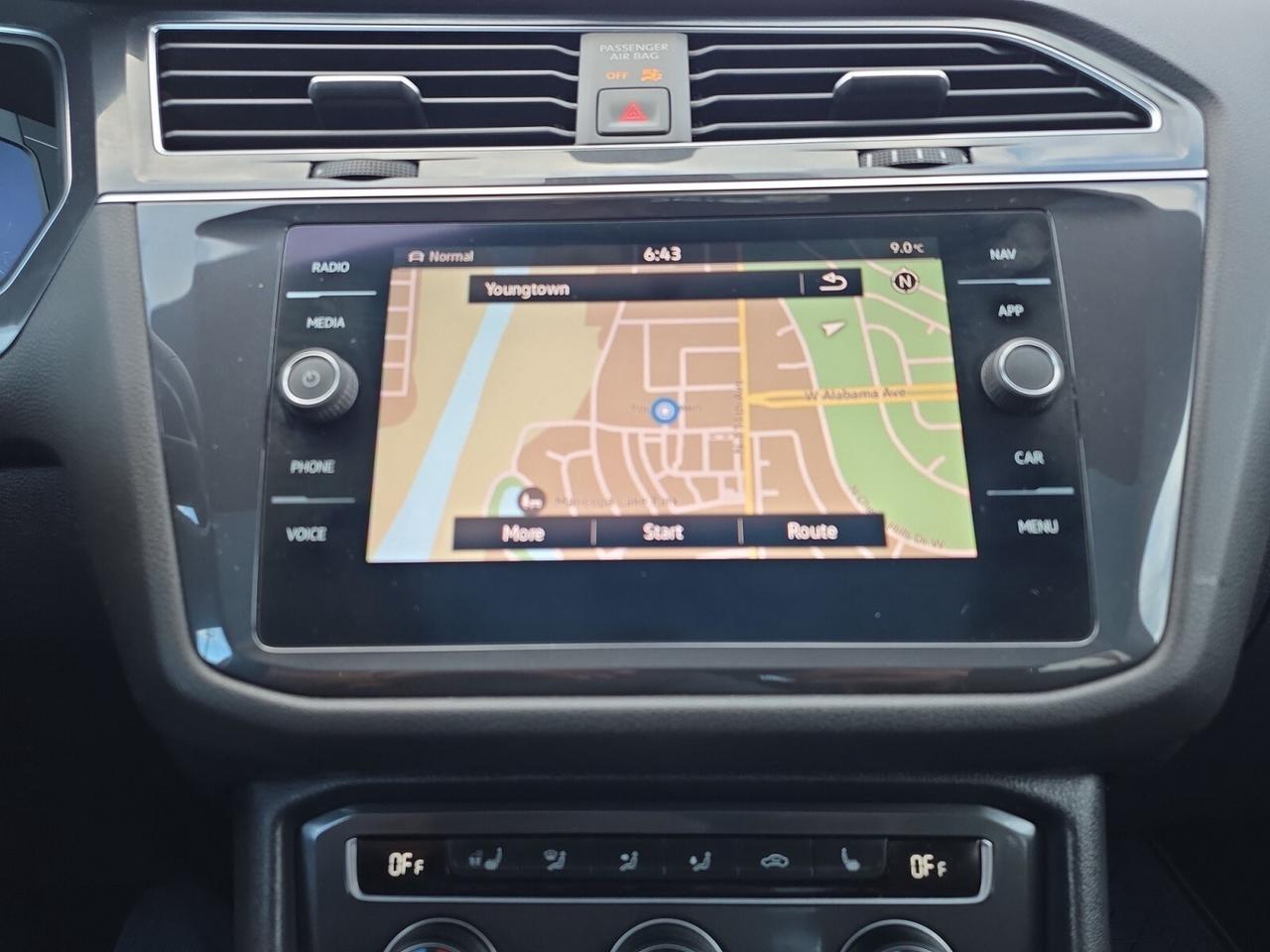 2021 Volkswagen Tiguan Highline R-Line 4MOTION * 1 OWNER / CARPLAY / PANO Photo
