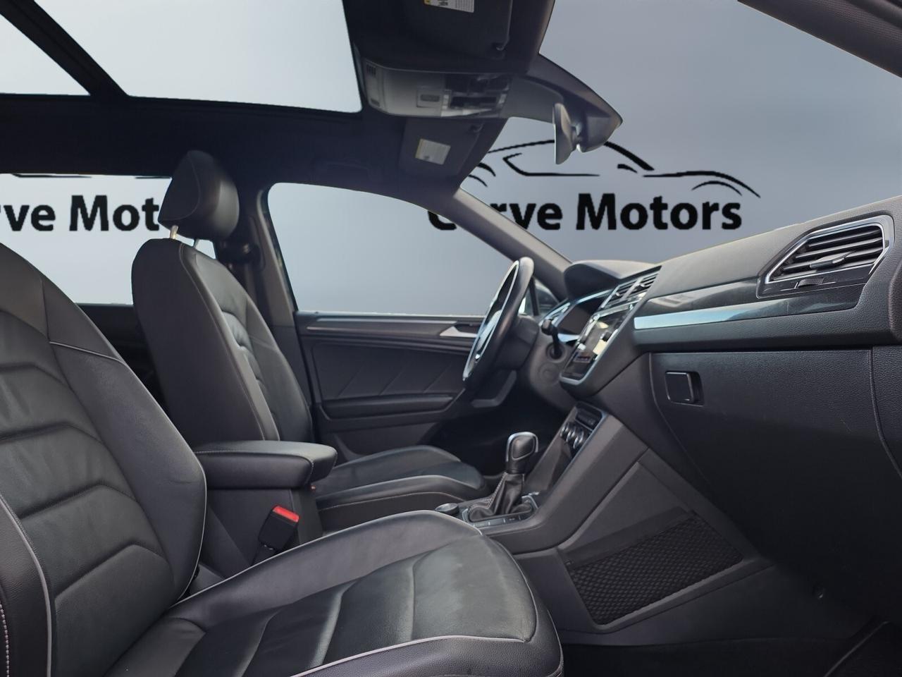 2021 Volkswagen Tiguan Highline R-Line 4MOTION * 1 OWNER / CARPLAY / PANO Photo