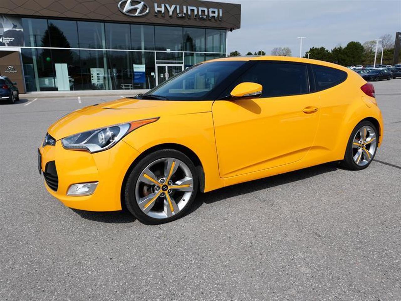 2015 Hyundai Veloster 3dr Cpe Man w-Tech Photo