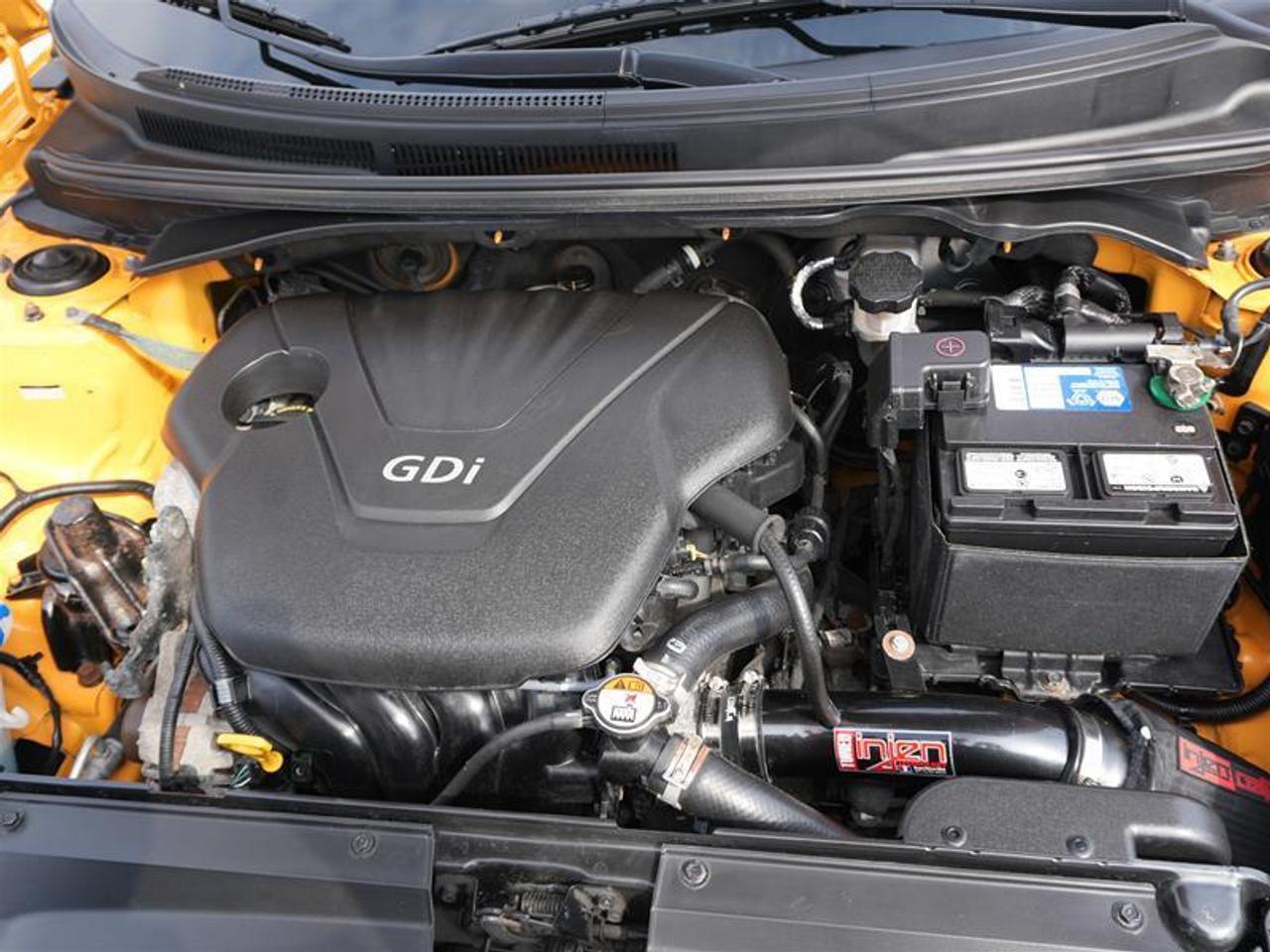 2015 Hyundai Veloster 3dr Cpe Man w-Tech Photo