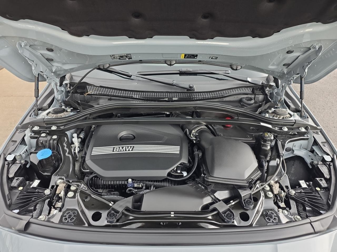 2025 BMW 2-Series 228i xDrive Gran Coupe * NO ACCIDENTS / CARPLAY / Photo