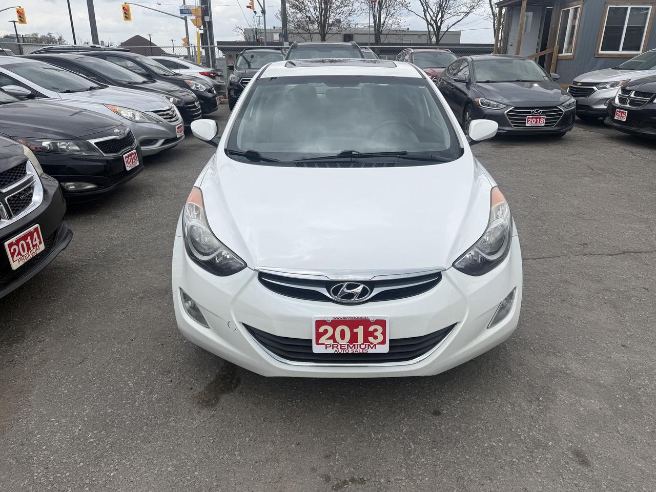 2013 Hyundai Elantra *** BLOWOUT SALE *** Photo