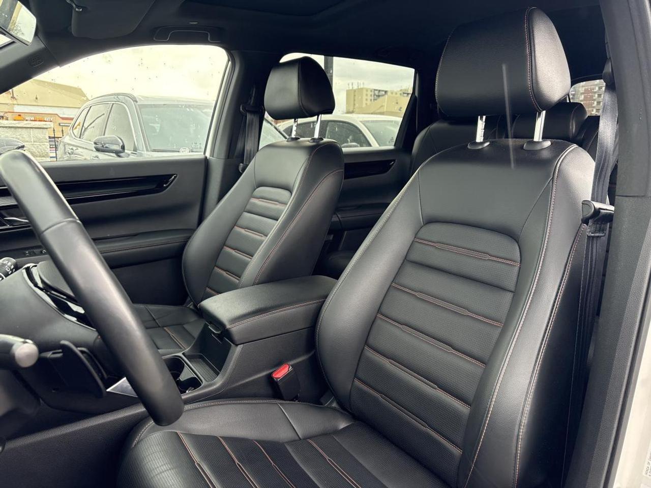 2023 Honda CR-V Hybrid Touring Photo