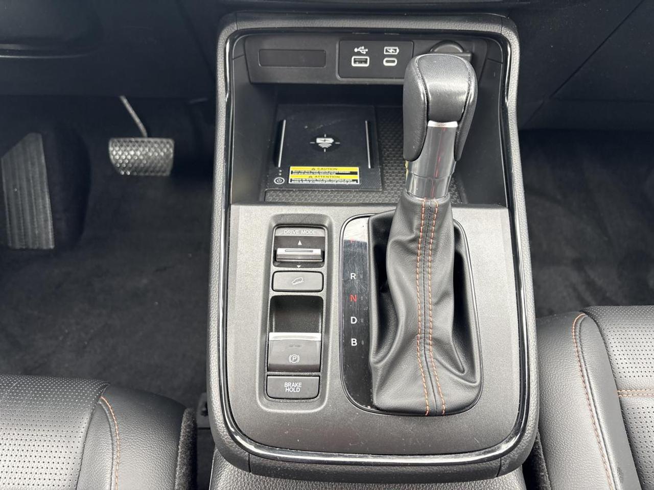 2023 Honda CR-V Hybrid Touring Photo
