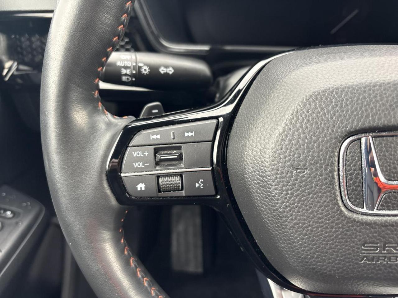 2023 Honda CR-V Hybrid Touring Photo