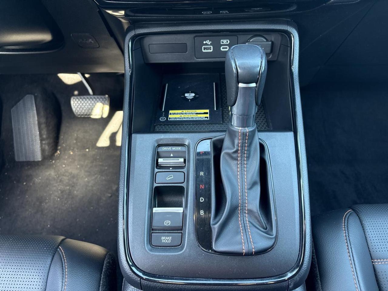 2023 Honda CR-V Hybrid Touring Photo