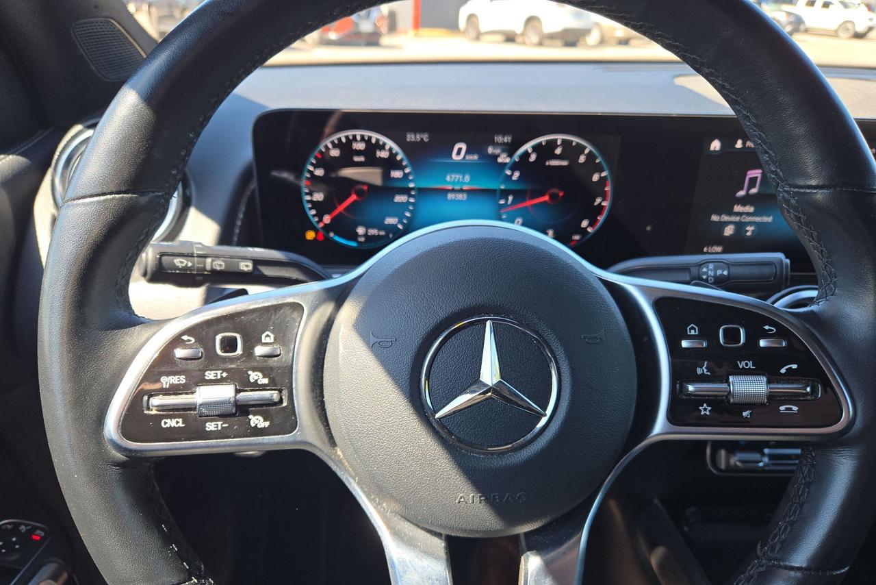 2023 Mercedes-Benz GLB Luxury and Power awaits you Photo