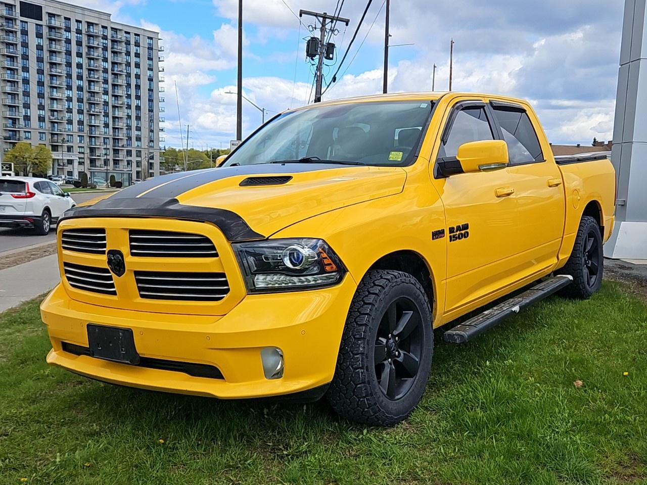2016 RAM 1500 4WD Crew Cab 5.7 Ft Box Sport Photo