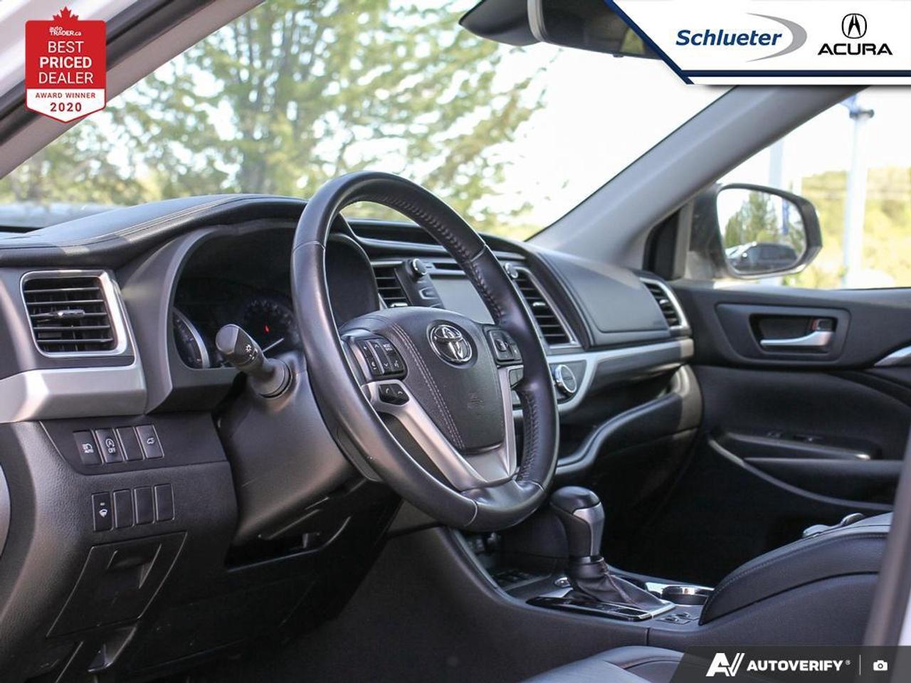 2019 Toyota Highlander AWD SE - No Accidents! 1 Owner! Photo