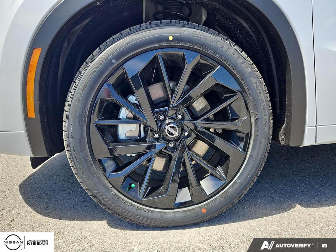 2026 Nissan Rogue Plug-In Hybrid AWD Platinum Photo