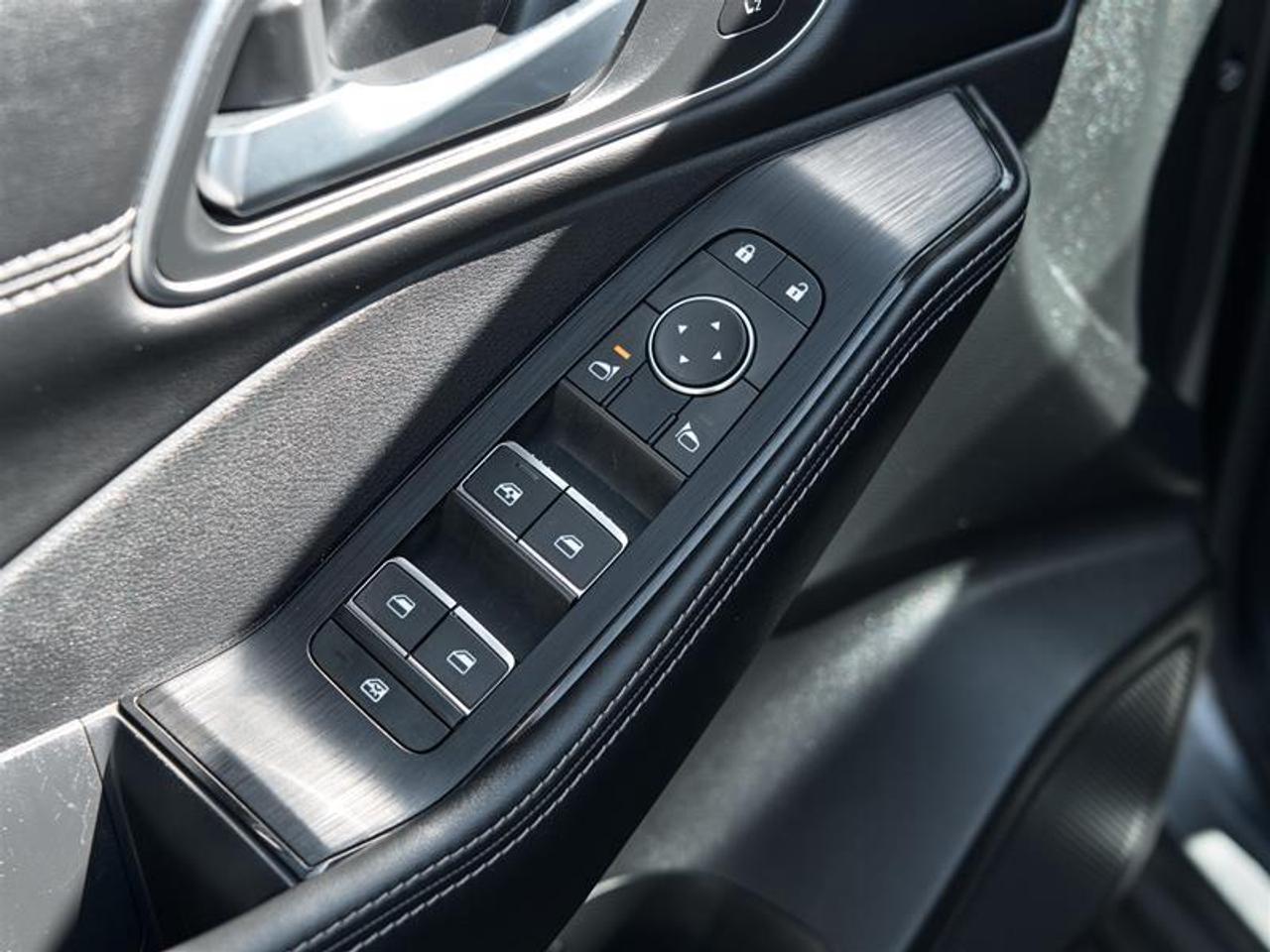 2024 Nissan Rogue AWD Platinum Photo