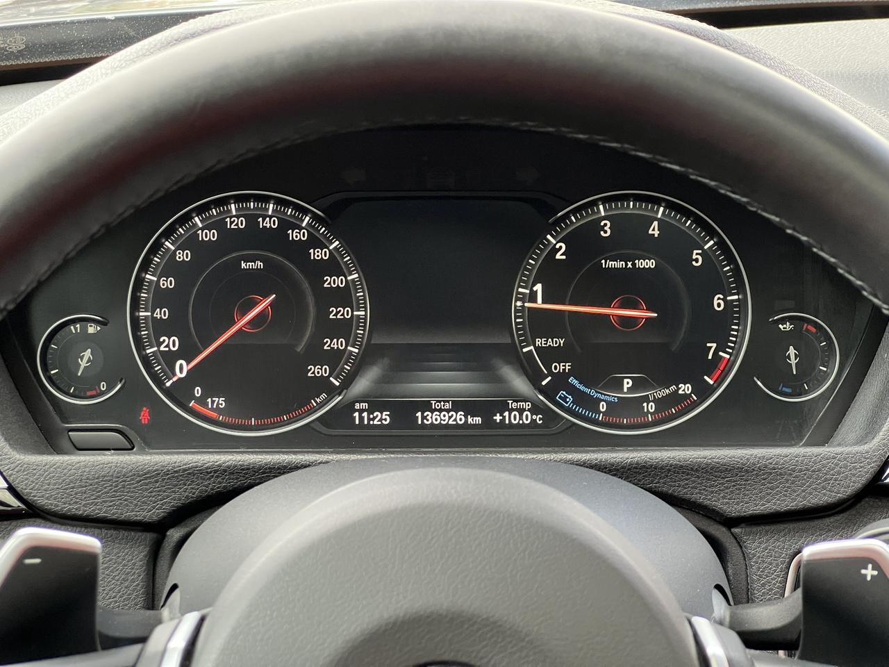 2018 BMW 3 Series 330i xDrive Touring – M Sport   Dealer Serviced Photo