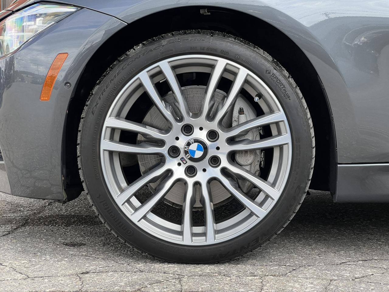 2018 BMW 3 Series 330i xDrive Touring – M Sport   Dealer Serviced Photo