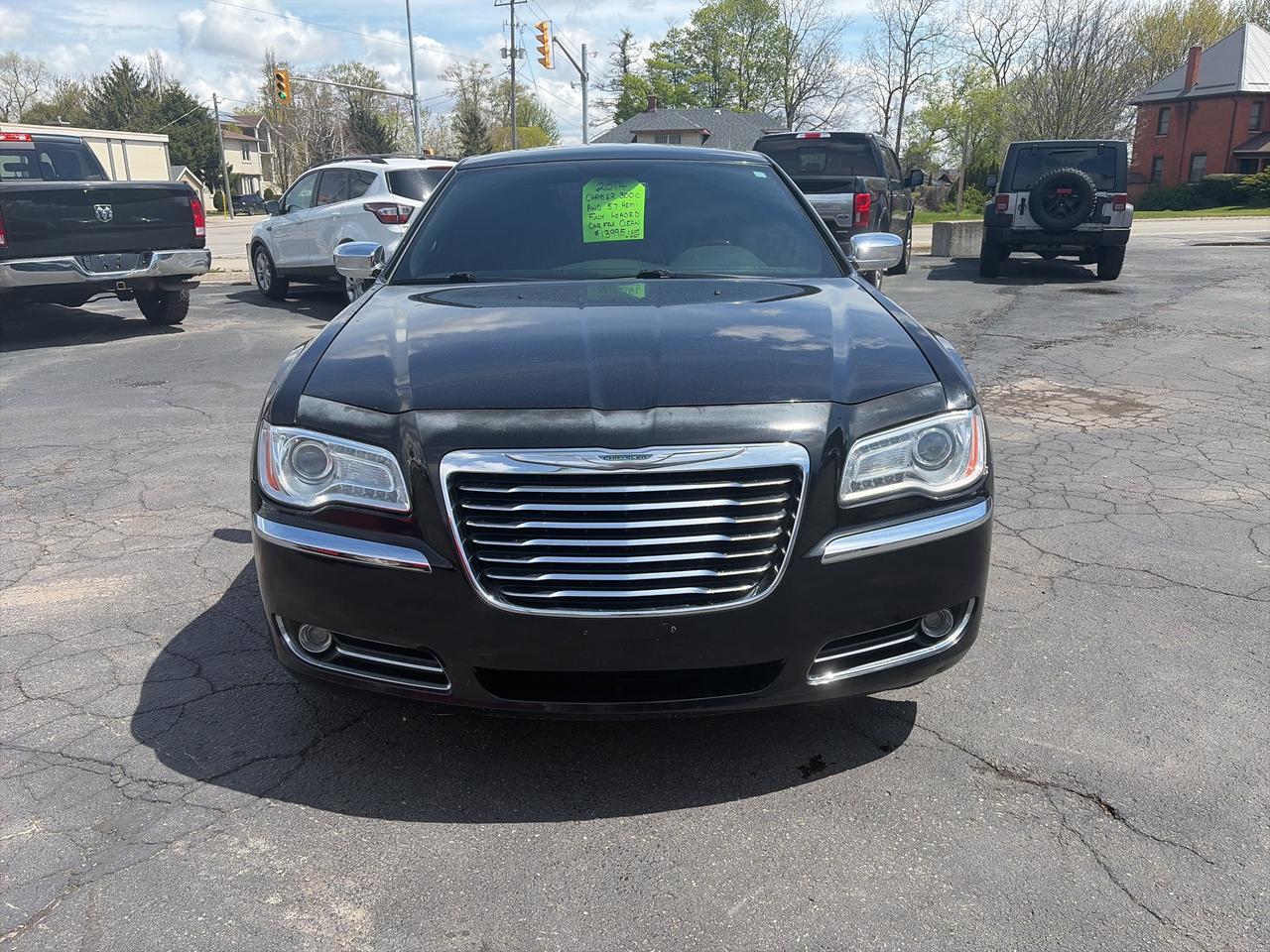 2014 Chrysler 300 300C-LEATHER-LOADED-5.7-AWD Photo2
