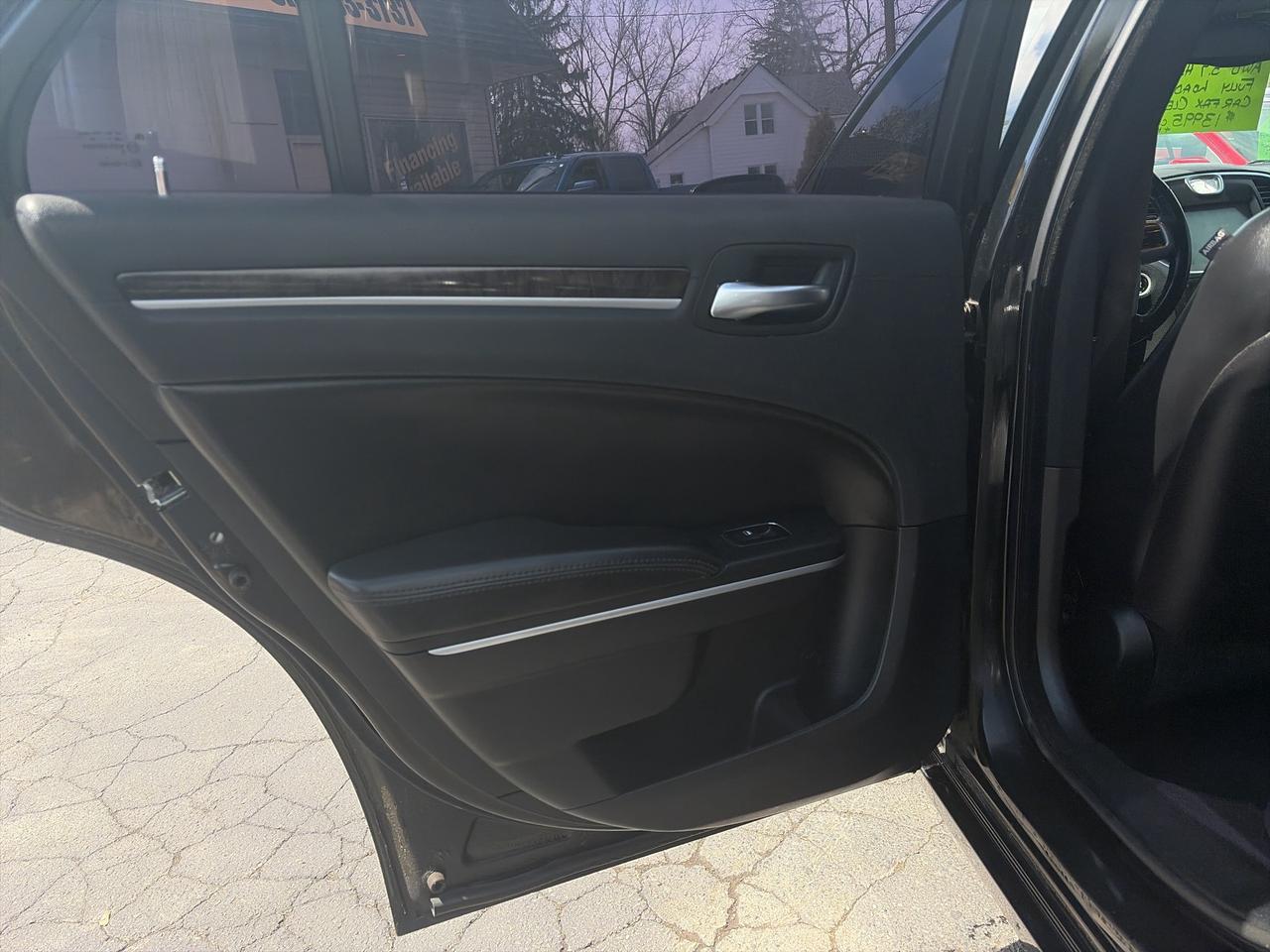 2014 Chrysler 300 300C-LEATHER-LOADED-5.7-AWD Photo