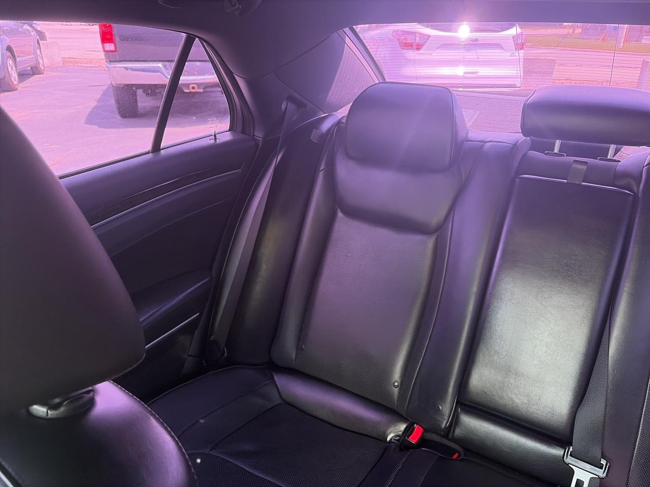 2014 Chrysler 300 300C-LEATHER-LOADED-5.7-AWD Photo