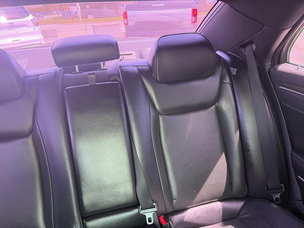 2014 Chrysler 300 300C-LEATHER-LOADED-5.7-AWD Photo