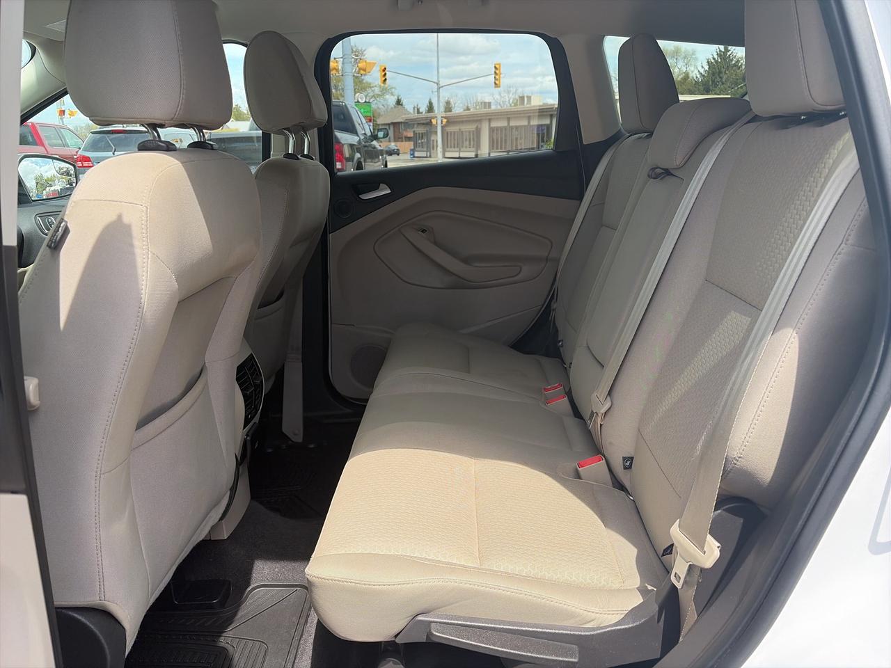 2017 Ford Escape SE-CLEAN CARFAX-EXCELLENT SERVICE RECORDS Photo