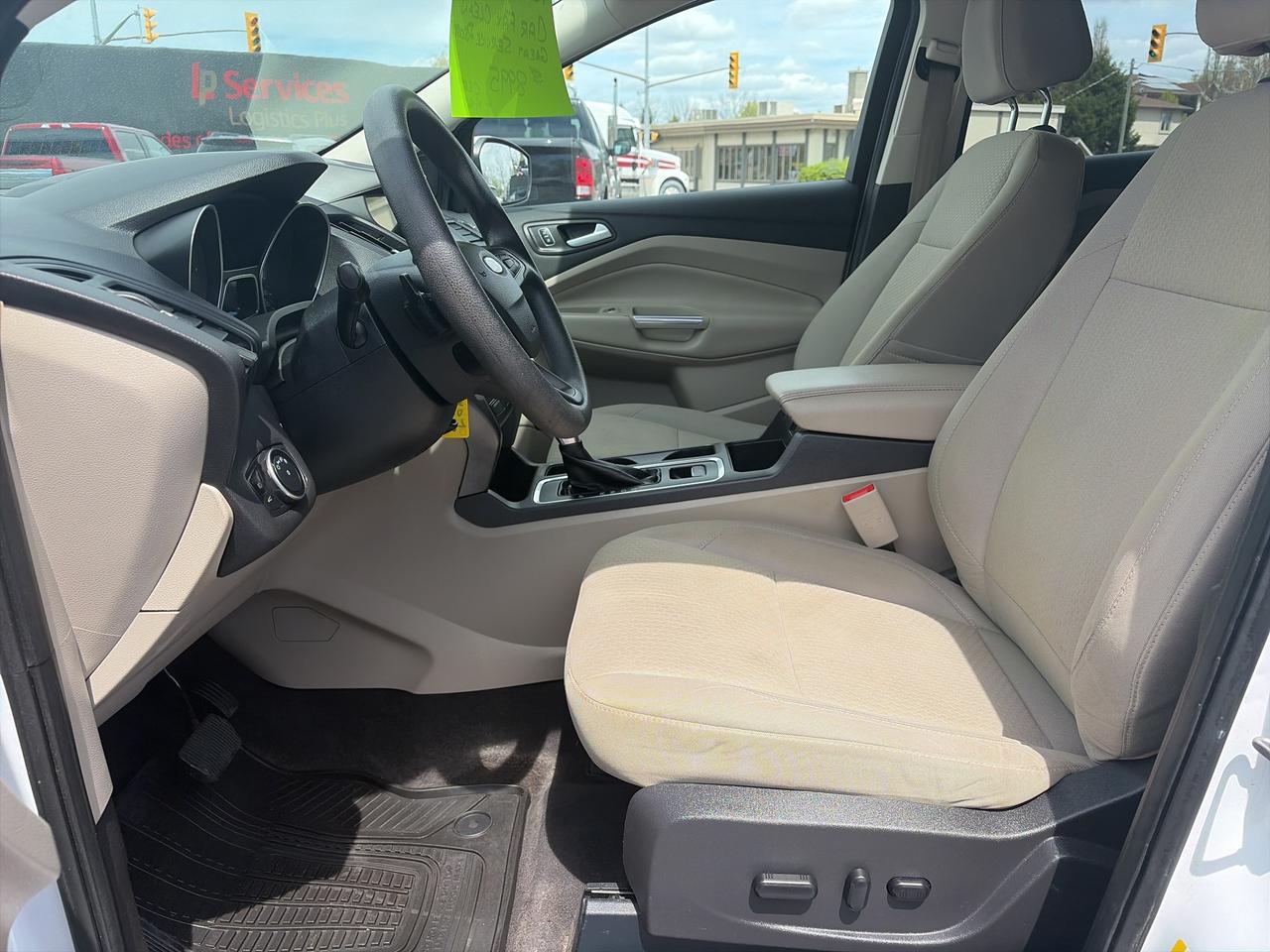 2017 Ford Escape SE-CLEAN CARFAX-EXCELLENT SERVICE RECORDS Photo