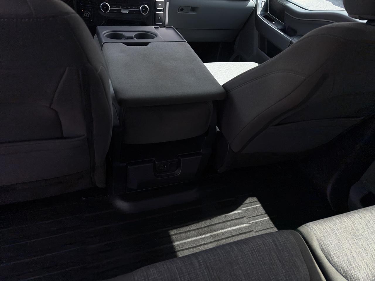 2022 Ford F-150 XLT-RUBBER FLOOR-4X4-V6 Photo