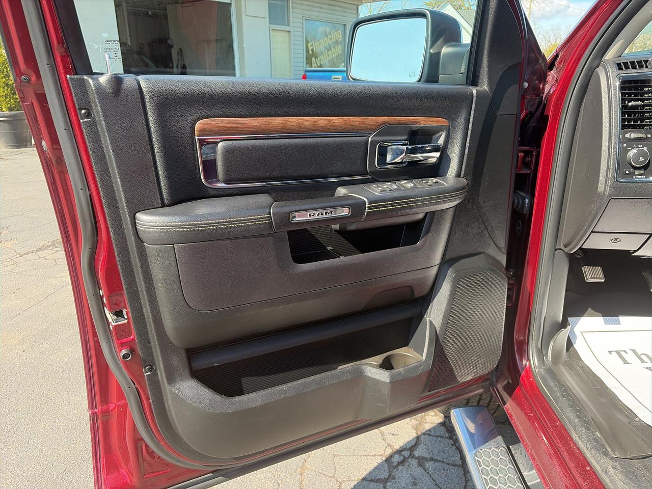 2016 RAM 1500 LARAMIE-FULLY LOADED-LEATHER-5.7-4X4 Photo