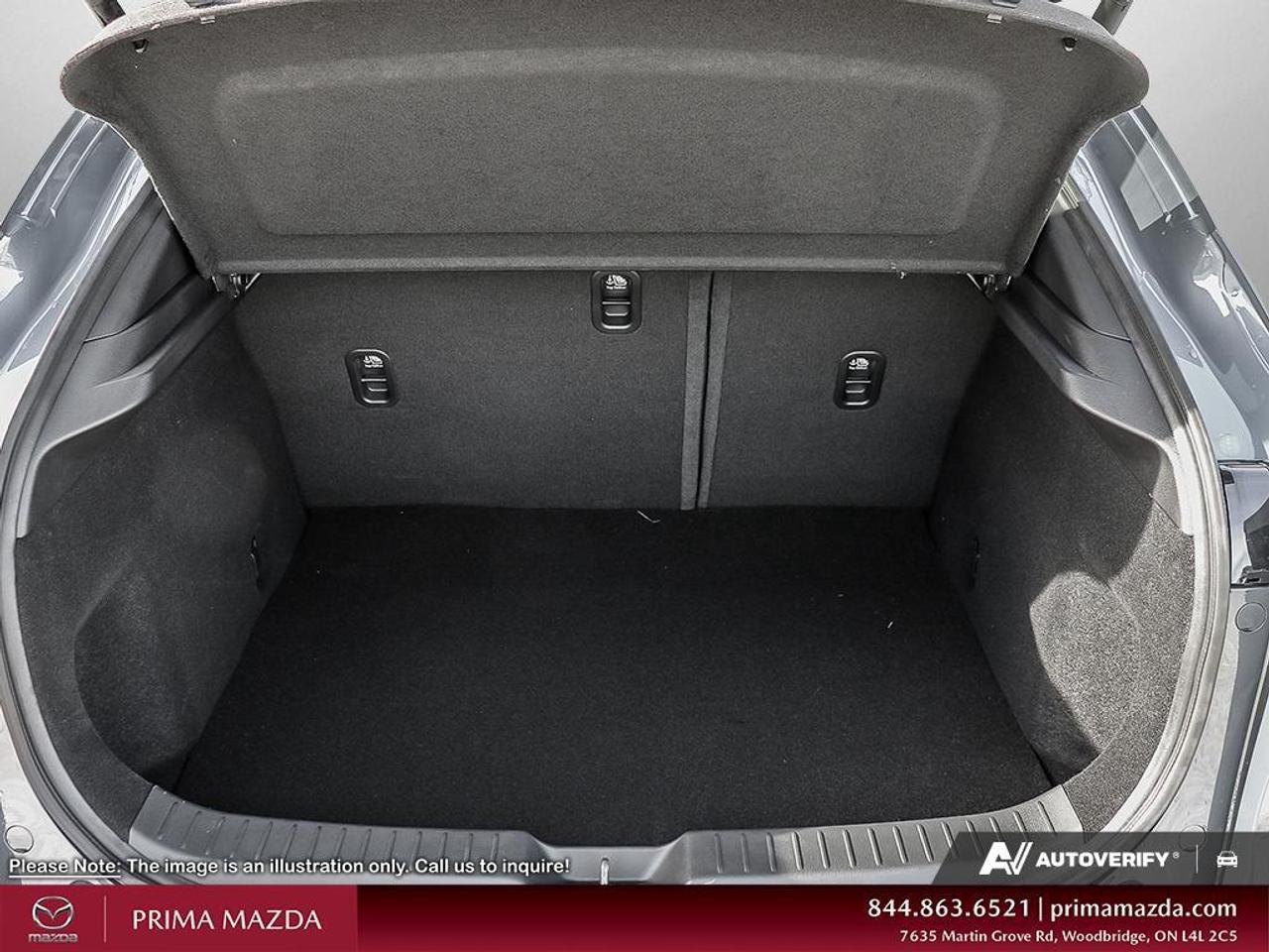 2025 Mazda CX-30 GT TURBO/ POLYM GREY ON RED INTERIOR/ CASH PRICE Photo