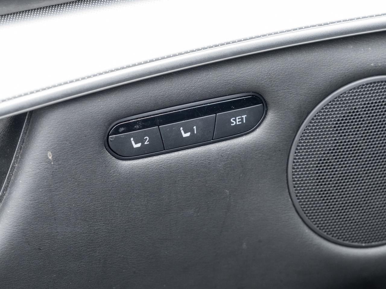 2019 Infiniti QX50 LUXE AWD, Nav, Camera Photo