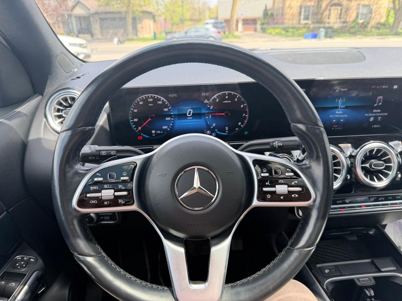 2023 Mercedes-Benz GLA GLA 250 4MATIC SUV Photo
