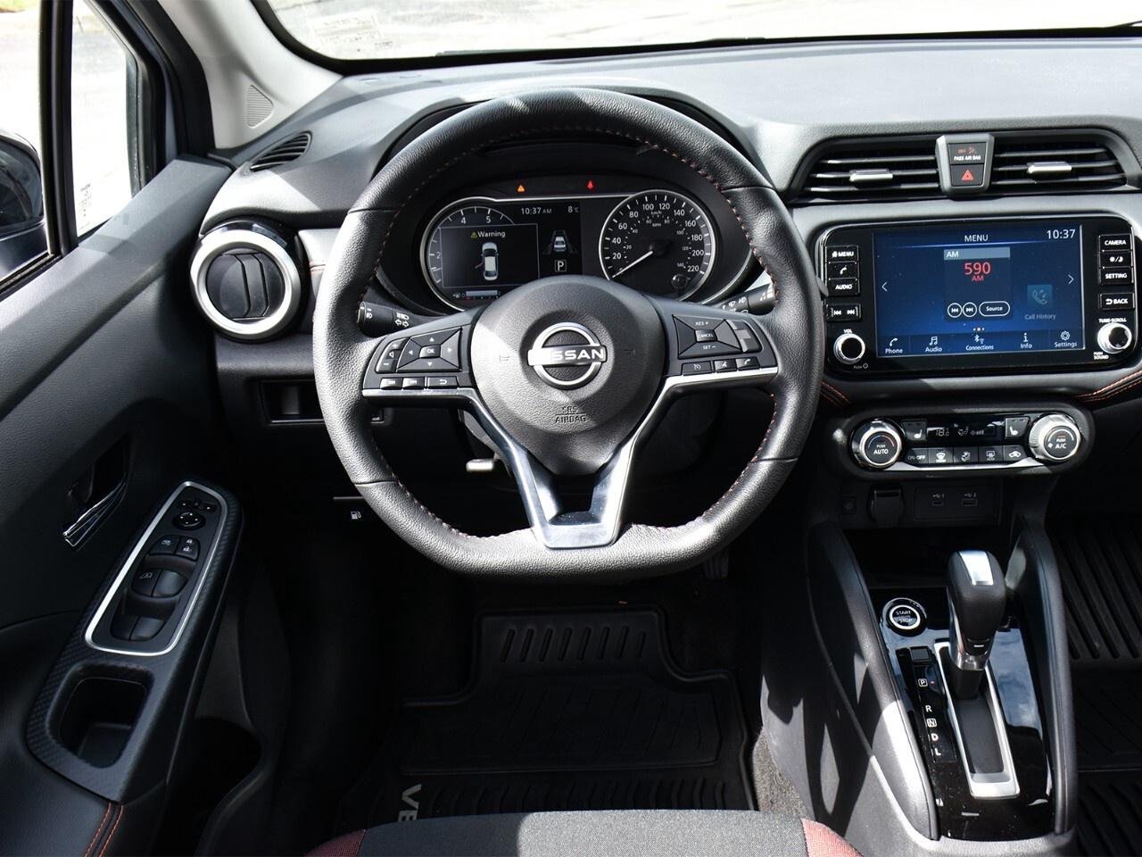2024 Nissan Versa SR CVT< APPLE CARPLAY, REMOTE START Photo