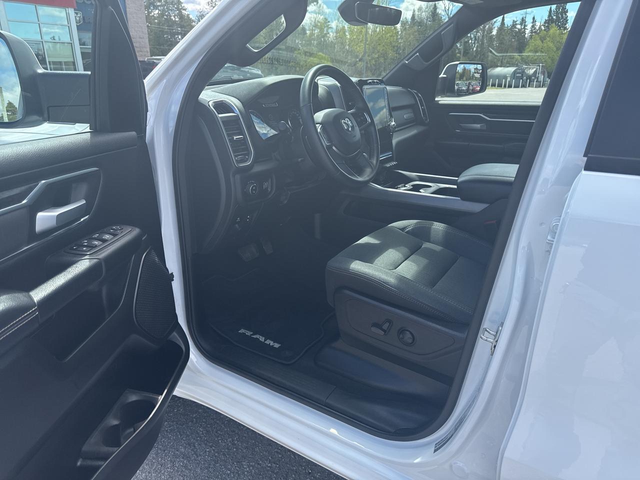 2024 RAM 1500 Big Horn Photo