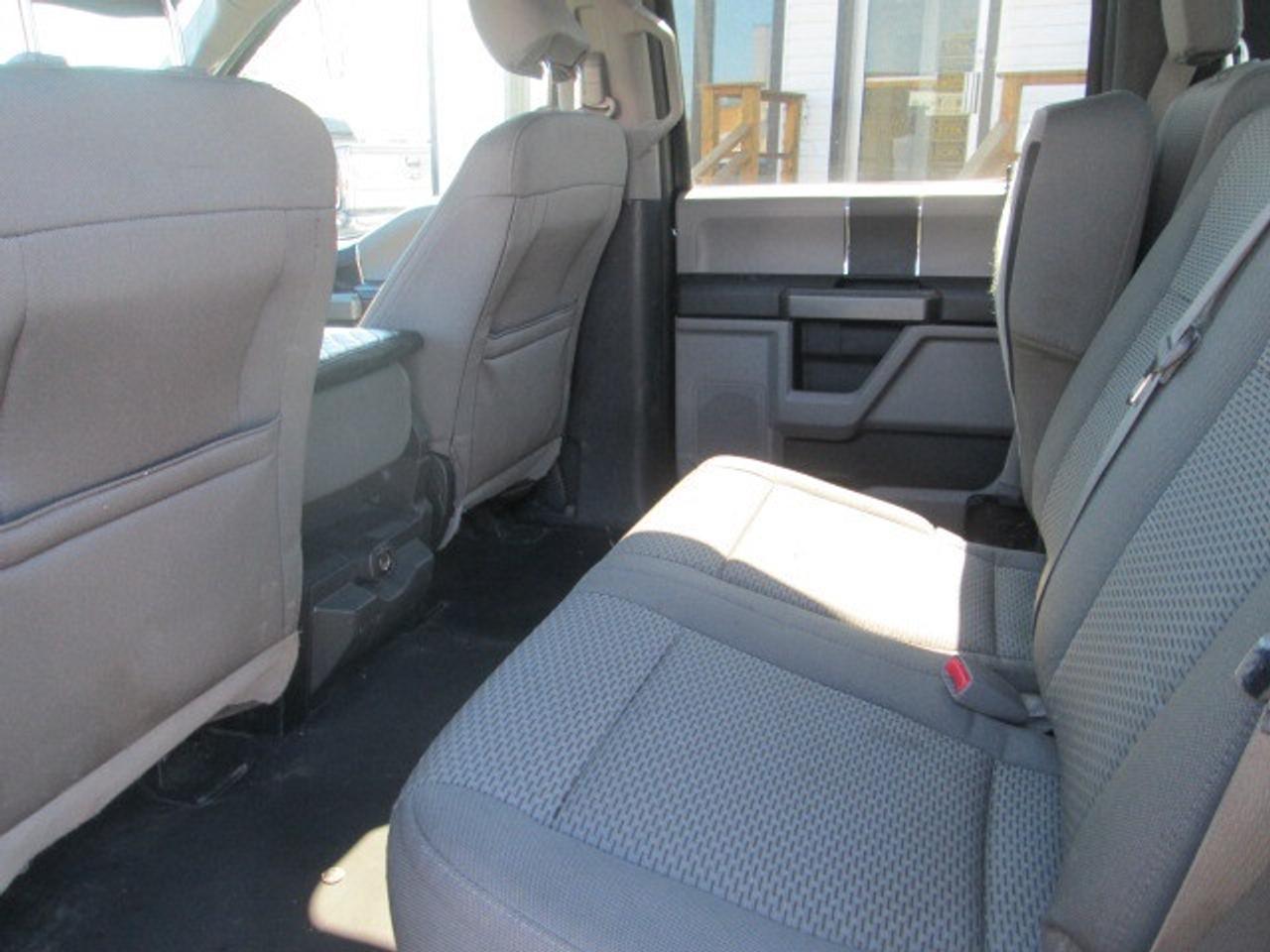 2016 Ford F-150 4WD SuperCrew 145  XLT, Side Steps, Cover Photo