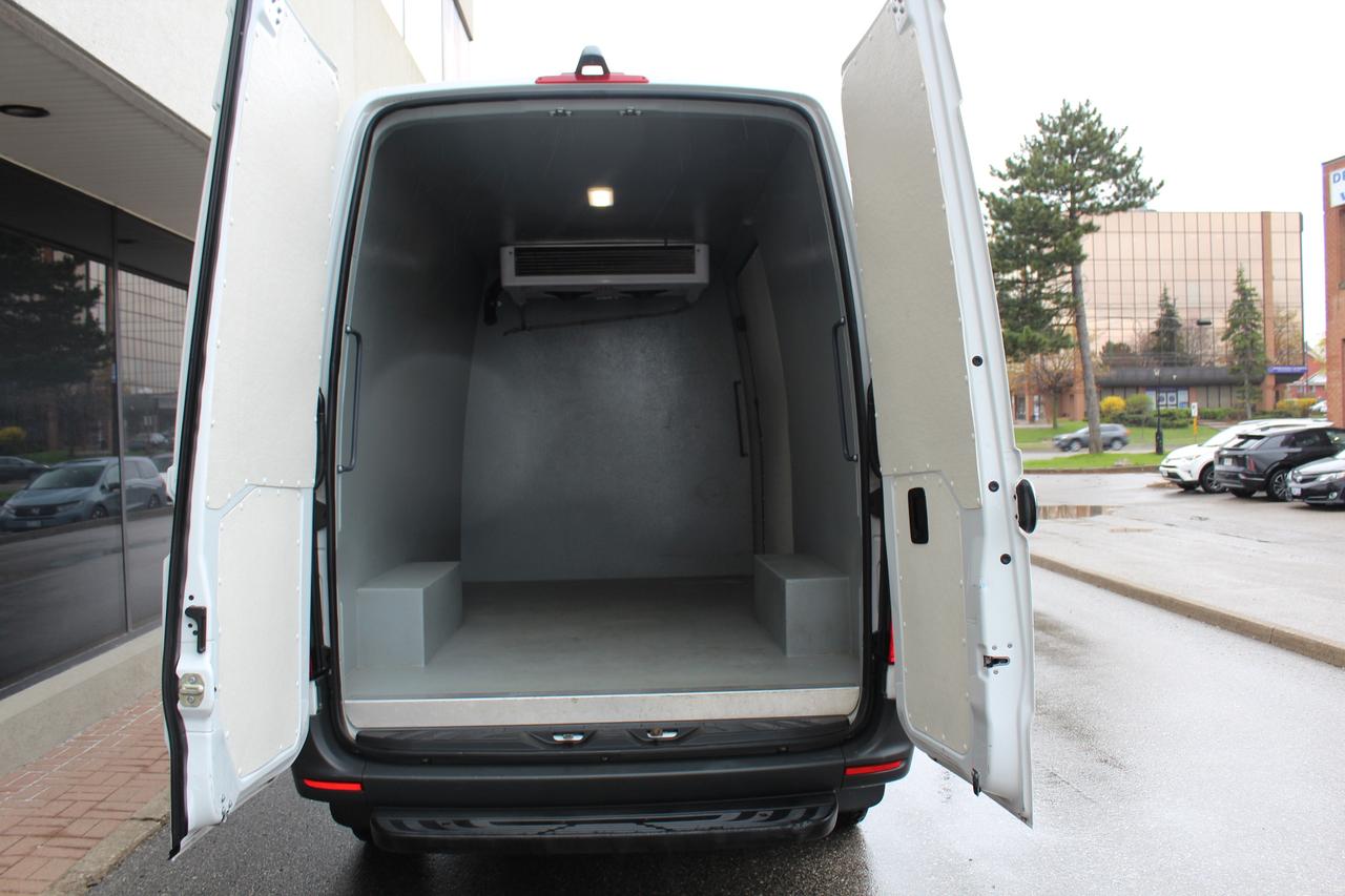 2020 Mercedes-Benz Sprinter Cargo Van A.T.C REFRIGIRATOR - FREEZER - "3.0L DIESEL" Photo