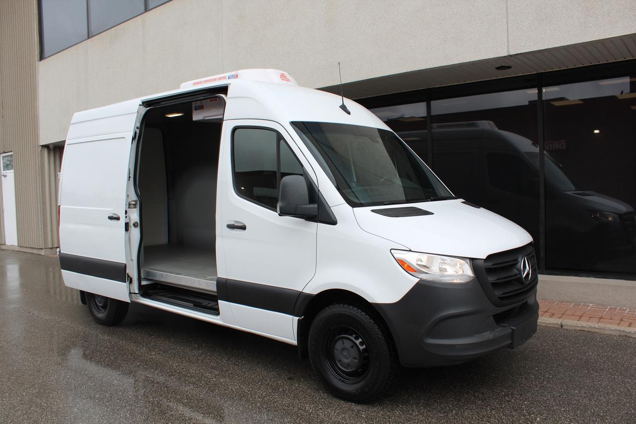 2020 Mercedes-Benz Sprinter Cargo Van A.T.C - REFERIGIRATOR - FREZER - "3.0L DIESEL" Photo