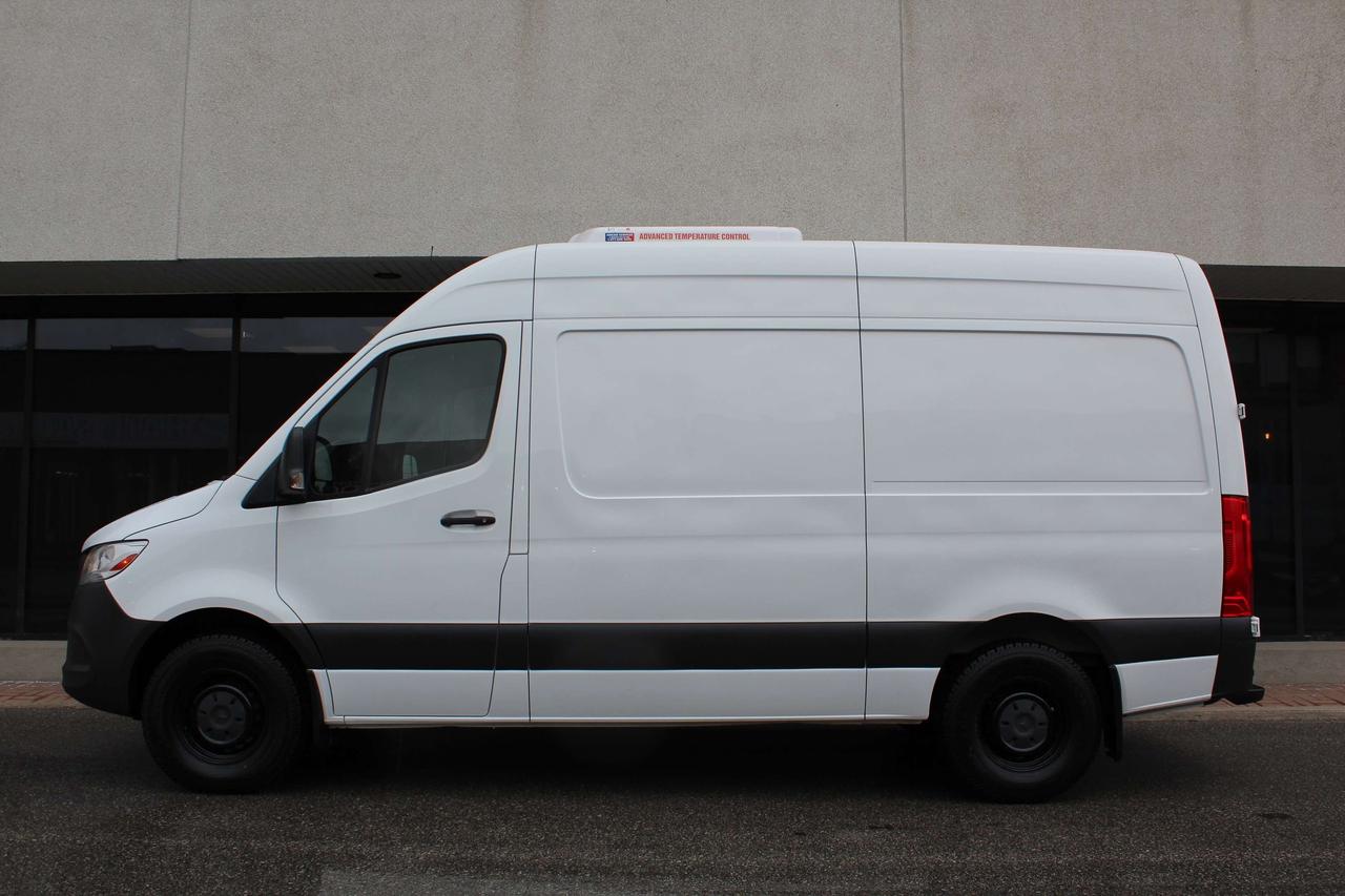 2020 Mercedes-Benz Sprinter A.T.C - REFERIGIRATOR - FREZER - "3.0L DIESEL" Photo