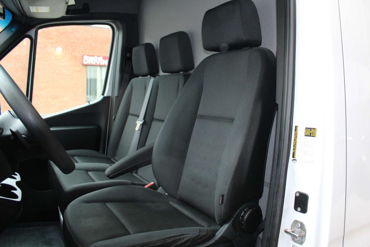 2020 Mercedes-Benz Sprinter A.T.C - REFERIGIRATOR - FREZER - "3.0L DIESEL" Photo