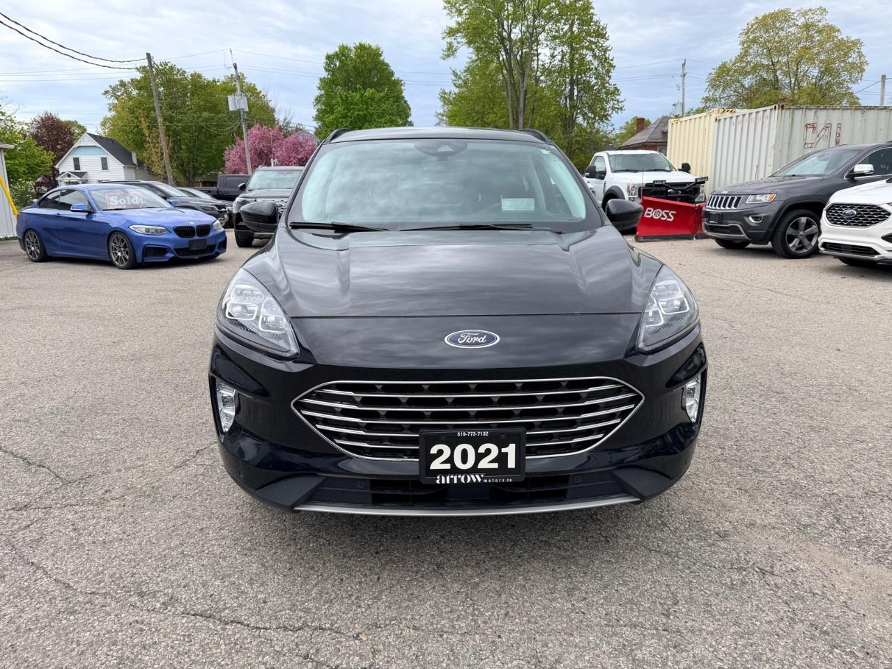 2021 Ford Escape Titanium Hybrid AWD Photo