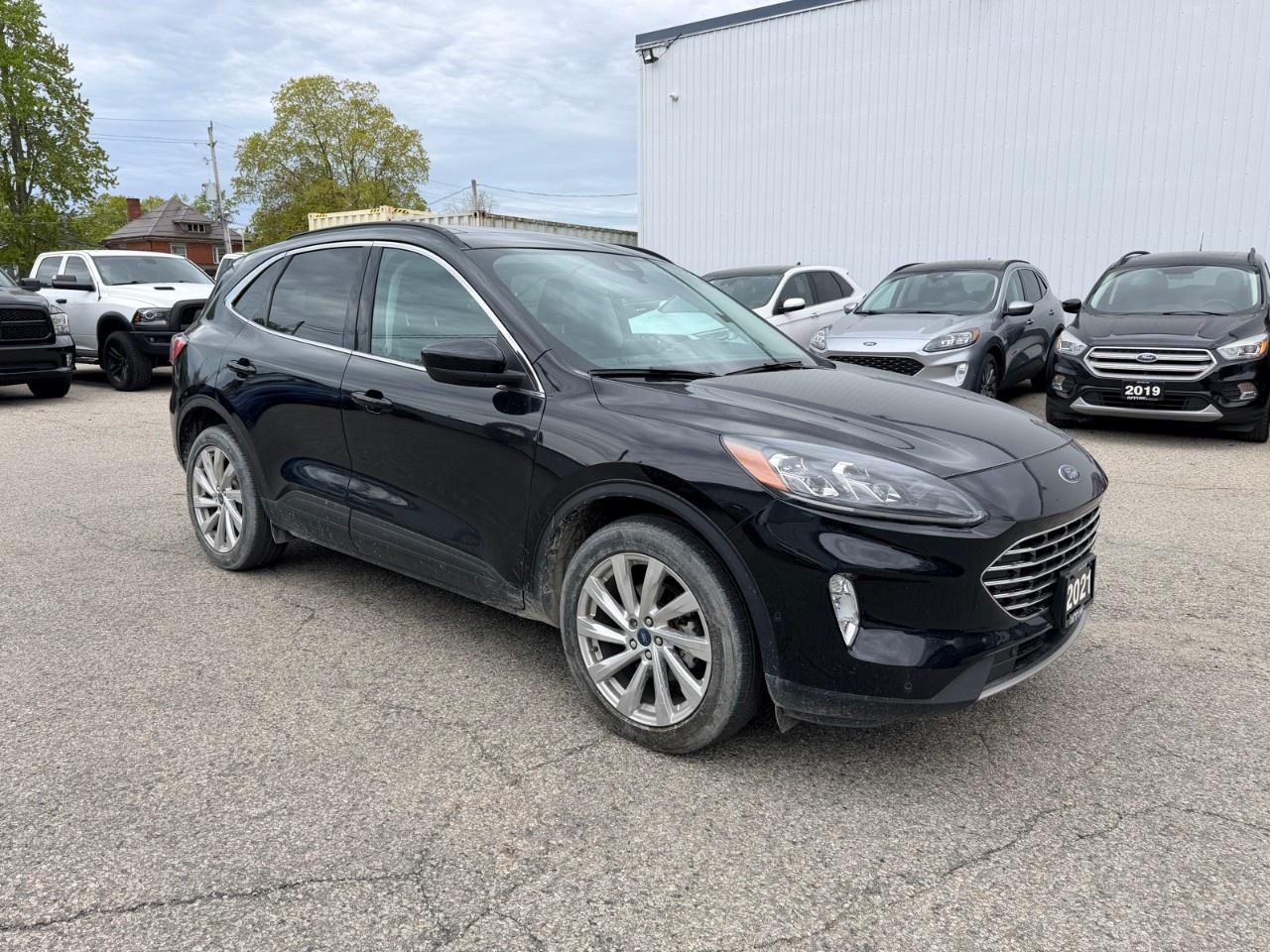 2021 Ford Escape Titanium Hybrid AWD Photo